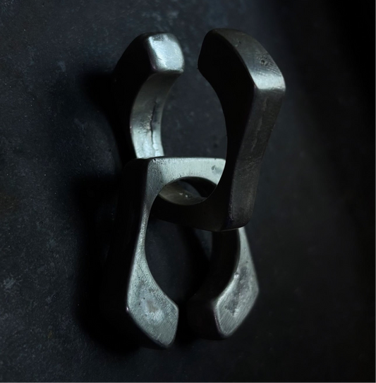 .:Fī:.